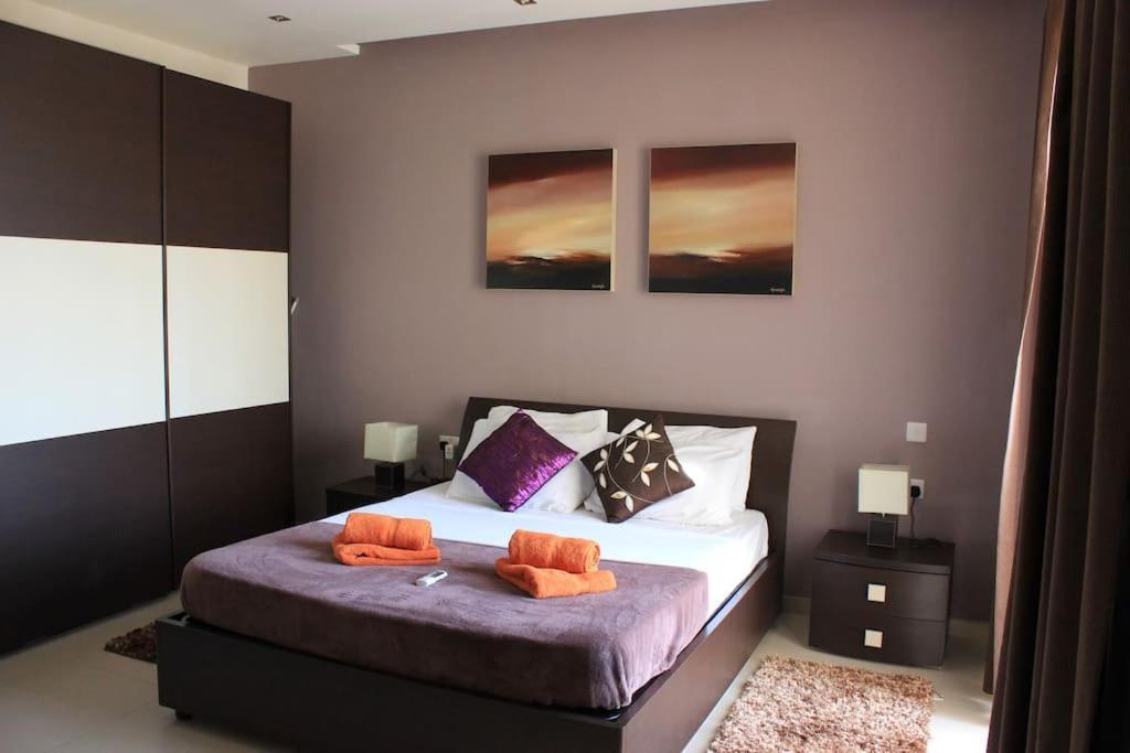 Sunny 2 Bedroom, 2 Bathrooms, Seaside Apt. Sliema Exterior photo